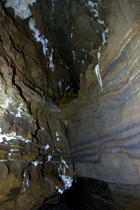 Basilique de la Vierge - Echo Caves
Altitude : 1054 mètres