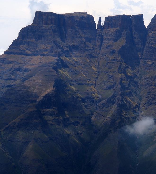 Amphithéâtre du Royal Natal National Park dans le Drakensberg
Altitude : 2788 mètres