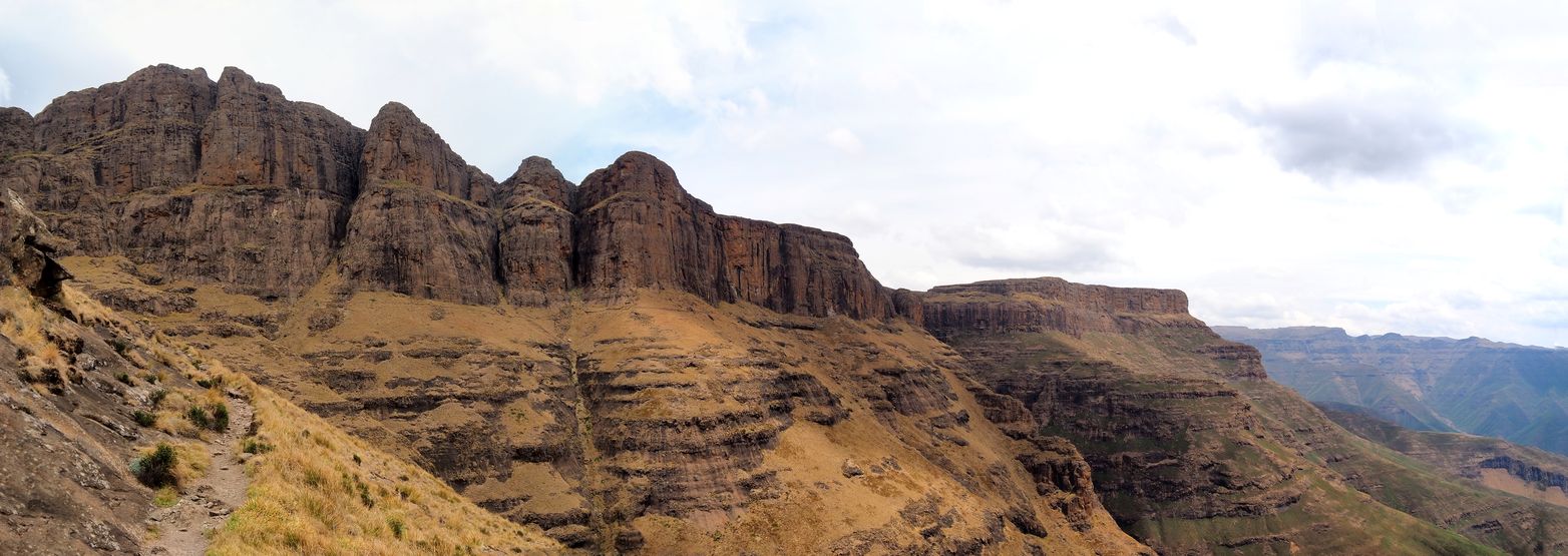 Royal Natal National Park Sentinel Hiking Trail dans le Drakensberg
Altitude : 2910 mètres