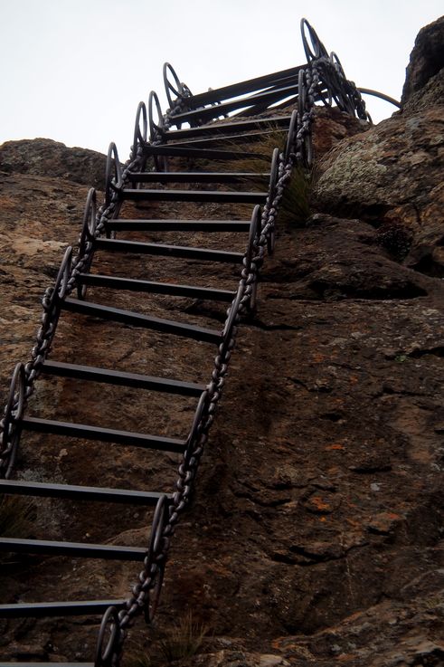 Echelles du Chain Ladders Royal Natal National Park
Altitude : 3003 mètres