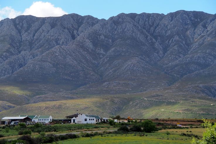 Chaîne du Swartberg
Altitude : 908 mètres