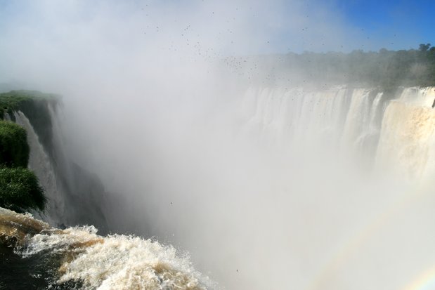 Garganta Del Diablo. Chutes d'Iguazu.