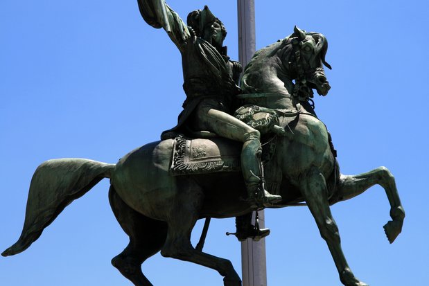 Statue de Manuel Belgrano. Plaza de Mayo. Buenos Aires.