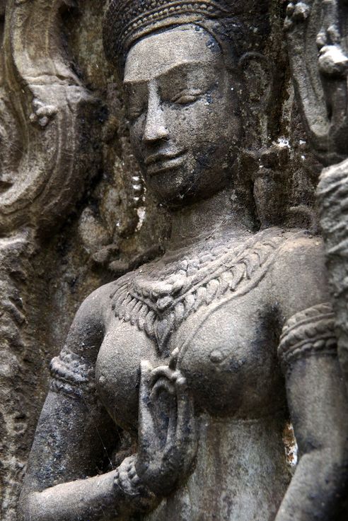 Apsara au temple d'Angkor Ta Prohm