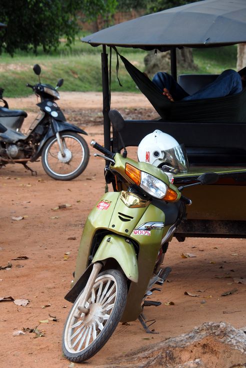 Le hamac dans le Tuk-tuk à Angkor