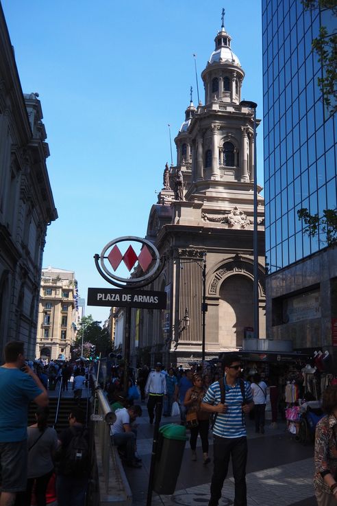 Le métro Plaza de armas à Santiago