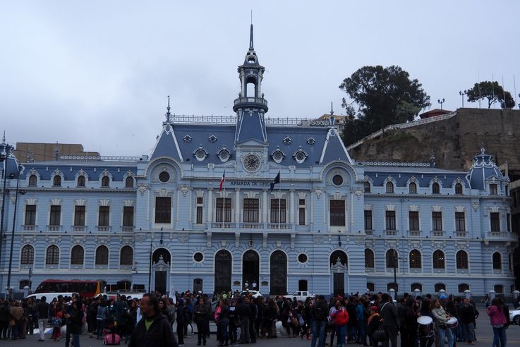 La plaza Sotomayor ex-intendencia de Valparaíso