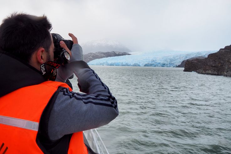 Equipe de l'émission Des trains pas comme les autres - Torres del Paine