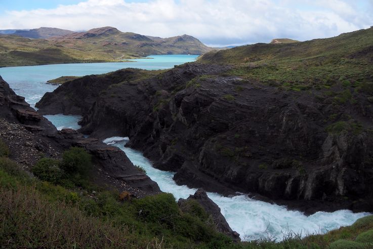 Salto Grande - Torres del Paine