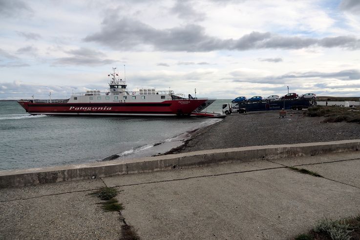 Ferry - détroit de Magellan