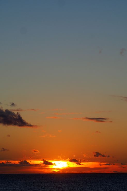 Coucher de Soleil - île de Pâques