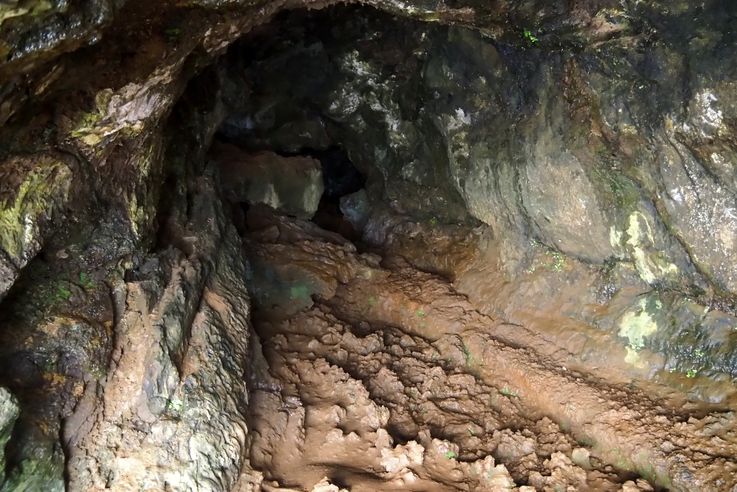 Caverna de las dos ventanas - l'île de Pâques