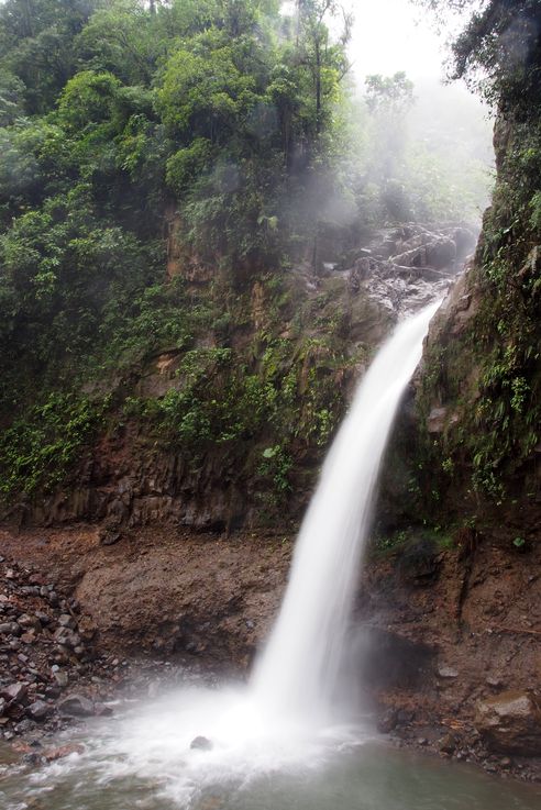 Chute de la Paz Waterfalls