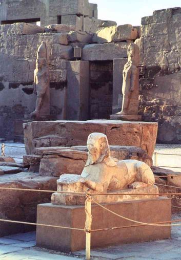 Au temple de Karnak