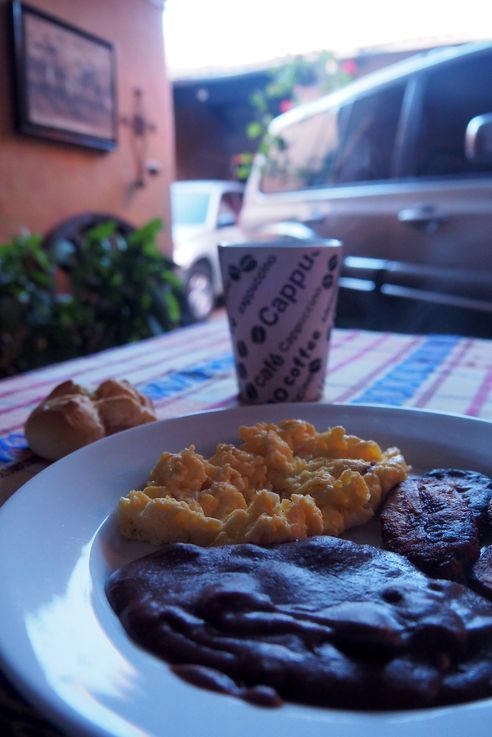 Menu chapín - A l'hôtel Don Pedro d'Antigua