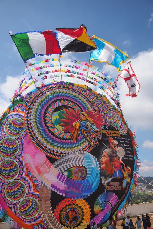 Festival de barriletes gigantes de Santiago Sacatepéquez
Altitude : 2020 mètres