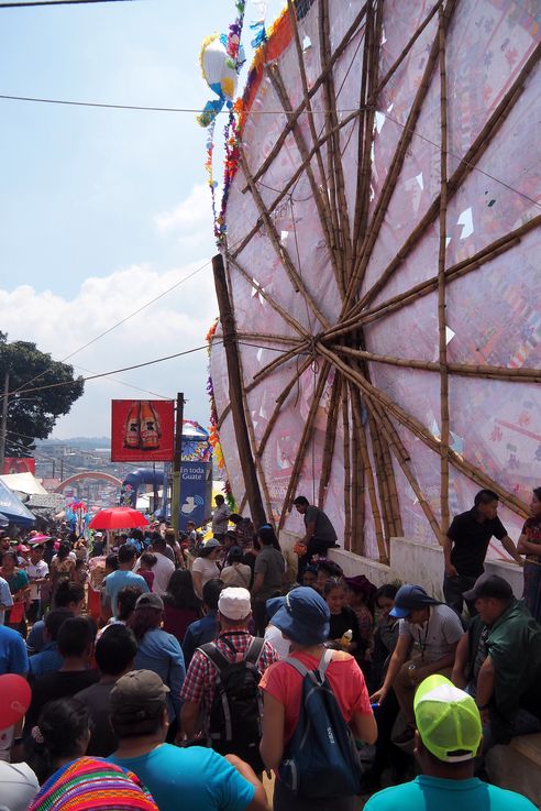 Festival de barriletes gigantes de Santiago Sacatepéquez
Altitude : 2031 mètres
