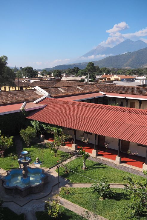 Le volcan de Fuego
Altitude : 1545 mètres