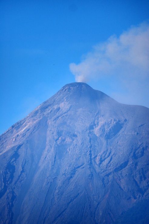 Le volcan de Fuego
Altitude : 1545 mètres