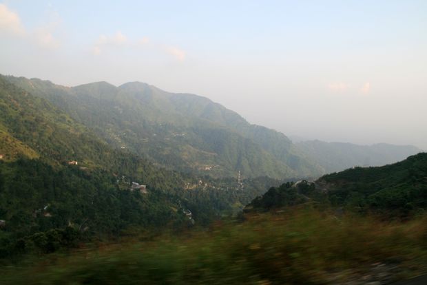 Sur la route entre Bagdogra et Darjeeling