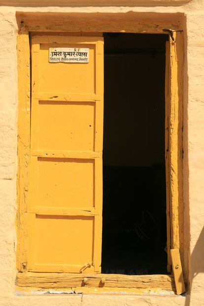 Porte bleue à Jaisalmer