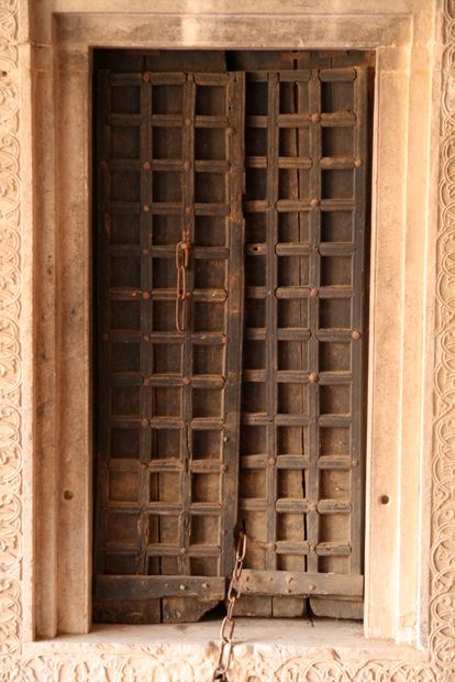 Porte au Garh palace à Bundi