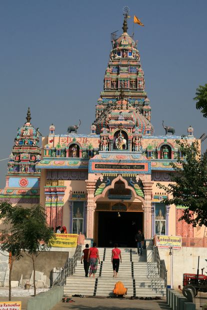 inde-20121118-6101-temple-dausa.jpg