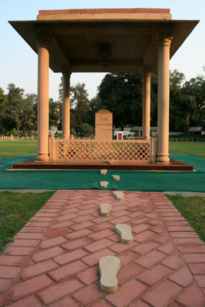 Les derniers pas de Ghandi au Smriti museum (birla house, la maison de Gandhi)