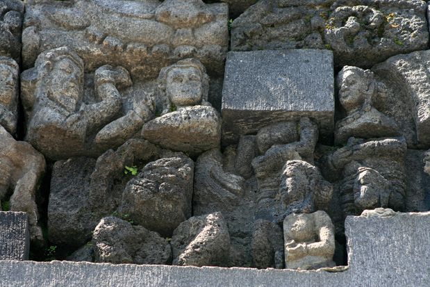 Bas-relief au temple de Prambanan