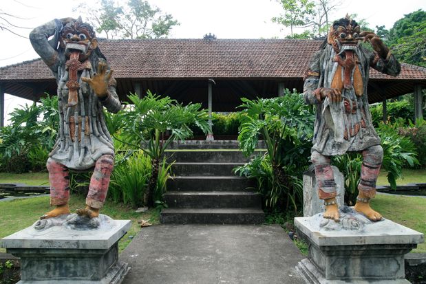 Water Palace de Tirtagangga. Bali.