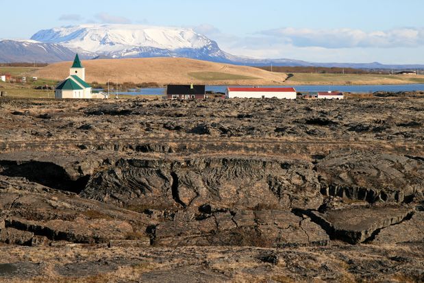Vestiges des coulées de lave à Reykjahlíð