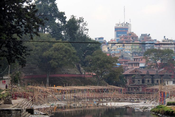 Pont sur la rivière Bagmati (Katmandou)
Altitude : 1267 mètres