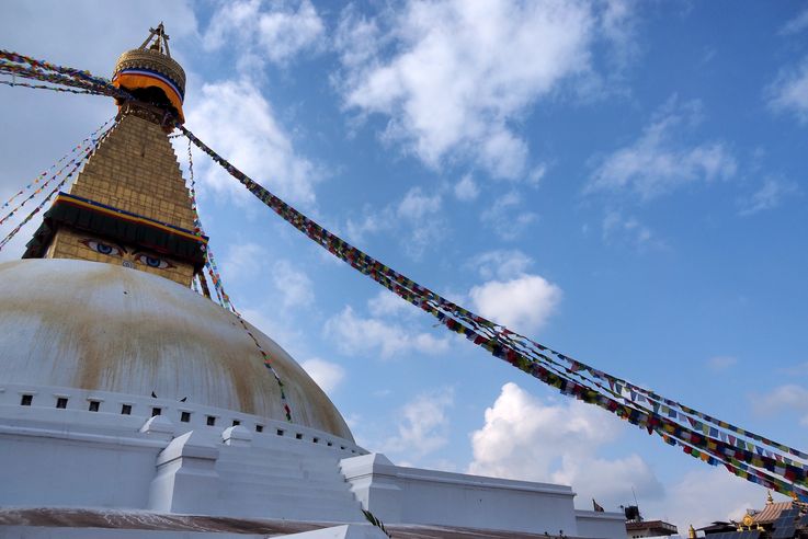 nepal-20171031-0366-katmandou-bodnath-stupa-drapeaux-a-priere.jpg