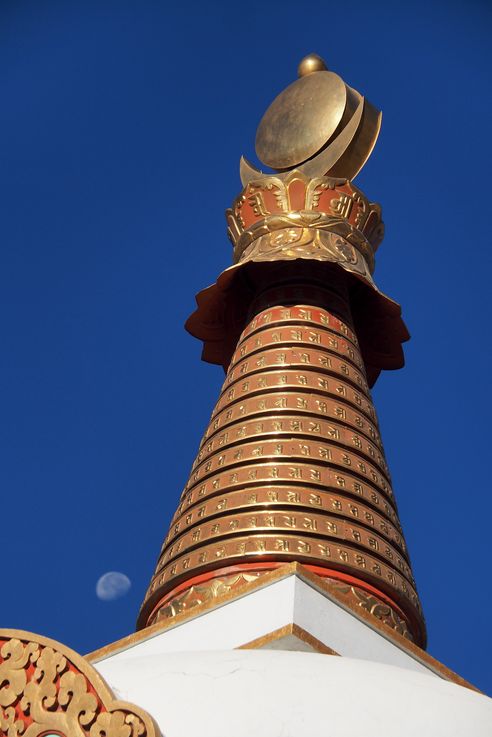 Stupa et Lune à Manang
Altitude : 3547 mètres