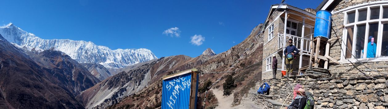 Chemin menant au camp de base du lac Tilicho
Altitude : 4123 mètres