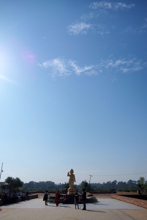 Bodhisattva Siddhatta Golden statue (Lumbini)
Altitude : 47 mètres