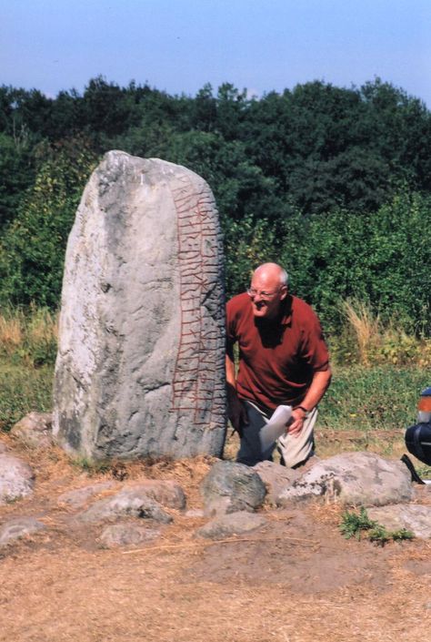 La pierre runique Karlevistenen