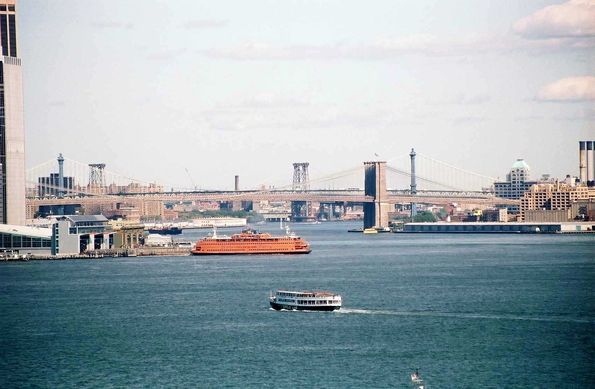 new-york-city-liberty-island-pont-brooklyn.jpg
