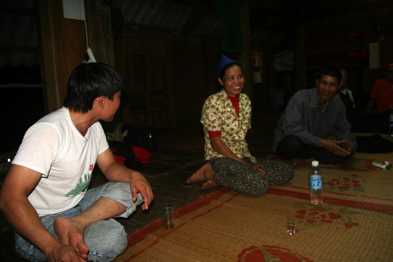Soirée dans le village de Ban Kho Muong