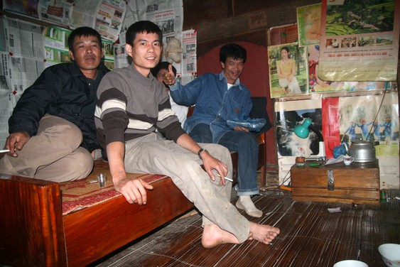 Nuit dans le village de Ban Ton