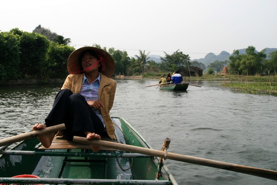 Sur la rivière Ngo Dong à Tam Coc