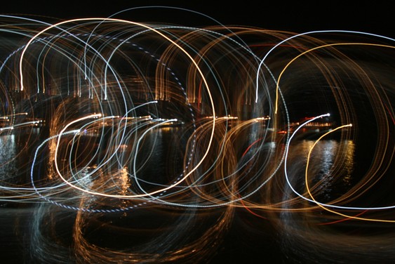 Light painting. Baie d'Halong.