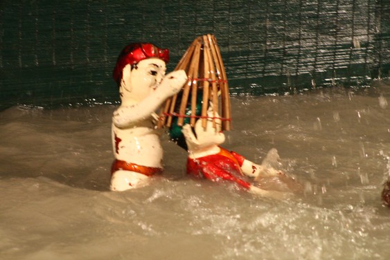 Marionnetttes sur l'eau. Ho Chi Minh Ville.