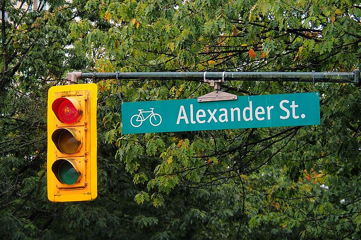 Traffic light and Alexander Street sign in the Gastown district, Vancouver.