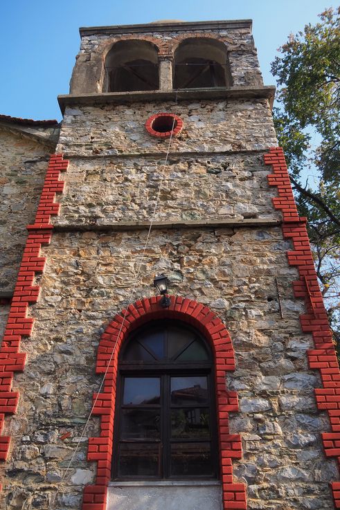 Dans le village de Paleos Panteleimonas