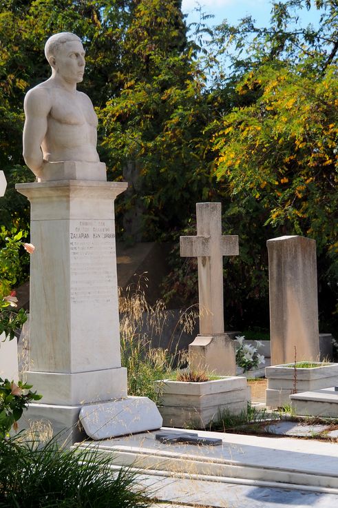 Zaxapian Mantzapakhn au Premier cimetière d'Athènes