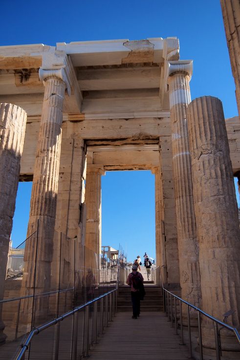 Los Propileos de la Acrópolis en Atenas