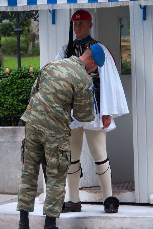 Evzone en el Palacio Presidencial de Atenas
