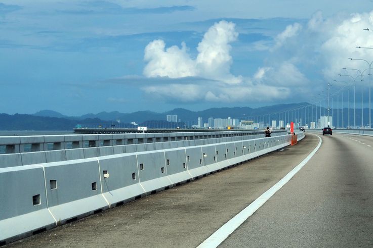 Jambatan Sultan Abdul Halim Muadzam Shah, entre Pulau Pinang et Seberang Perai.
Altitude : 2 mètres