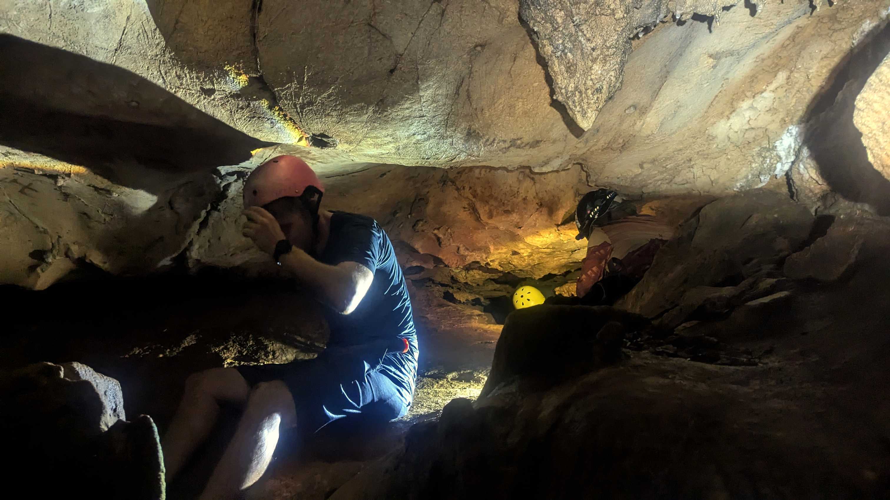 Explorateurs dans la grotte de Gua Tempurung, district de Kampar.
Altitude : 86 mètres